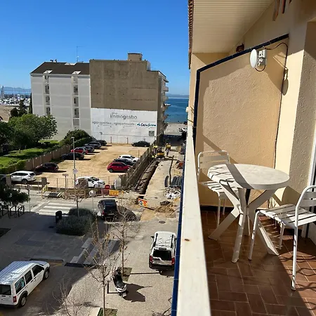 Agi Llotja Plazza Апартаменты