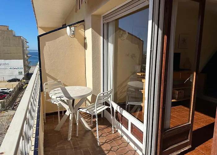 Agi Llotja Plazza 罗萨斯