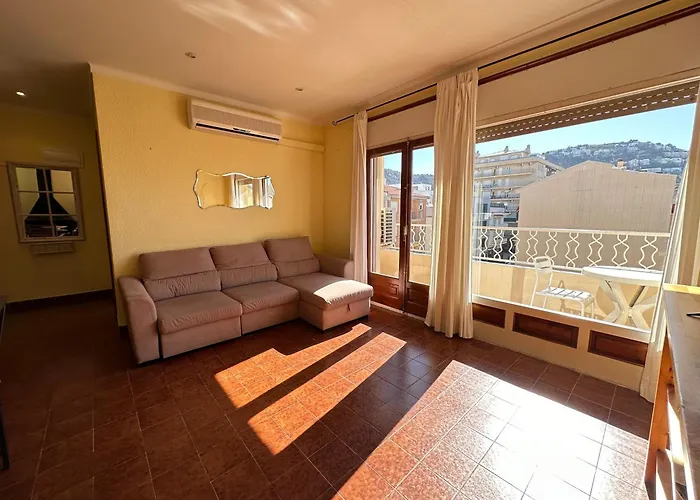 公寓 Agi Llotja Plazza 罗萨斯